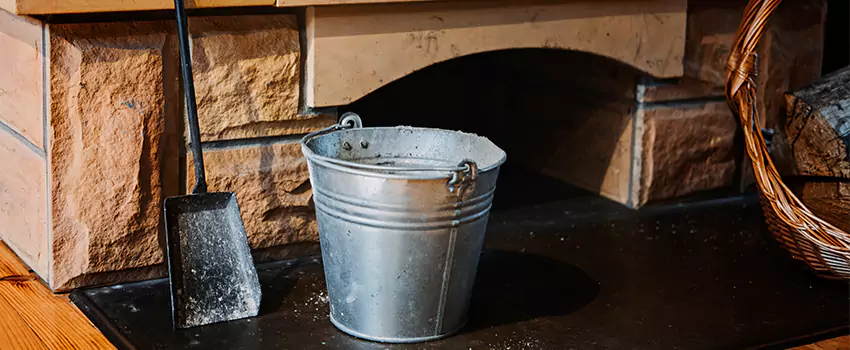 Clean The Fireplace Mantle And Hearth in Broadview Heights, Ohio
